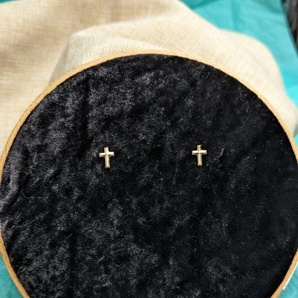 Small golden cross earrings - Picture 1 of 3